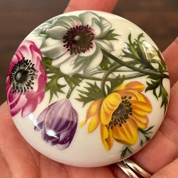 Vintage Porcelain Door Knob Floral Hand Painted? White with Flowers Single - Picture 15 of 16
